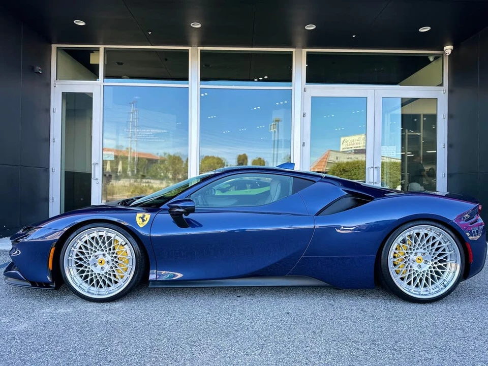 2023 Ferrari SF90 Stradale - Image 7 of 29