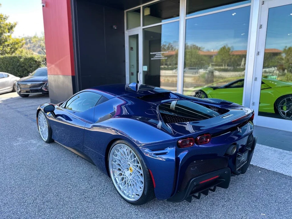 2023 Ferrari SF90 Stradale - Image 9 of 29