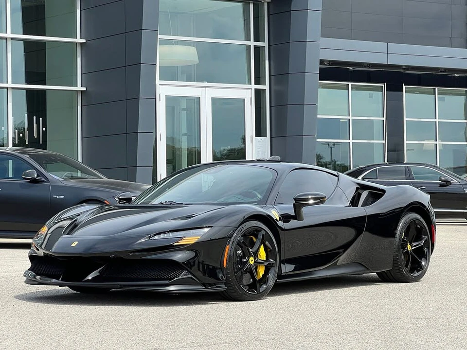 2023 Ferrari SF90 Stradale - Image 2 of 31