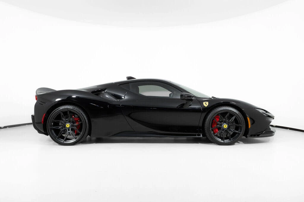 2023 Ferrari SF90 Stradale - Image 10 of 31