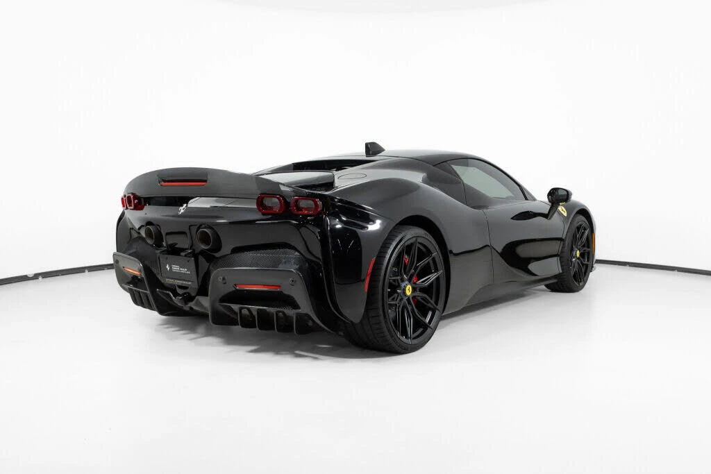 2023 Ferrari SF90 Stradale - Image 2 of 31