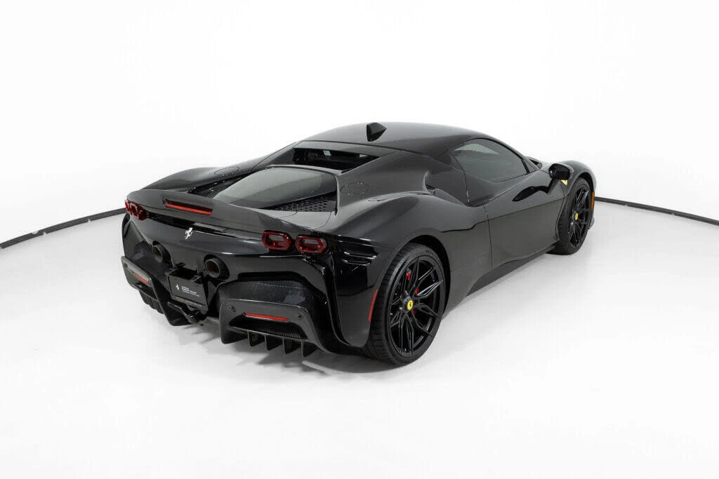 2023 Ferrari SF90 Stradale - Image 19 of 31