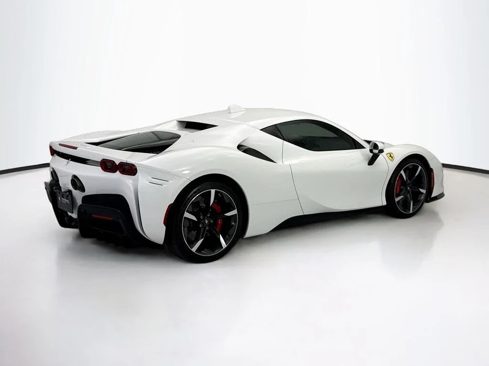 2023 Ferrari SF90 Stradale - Image 5 of 31