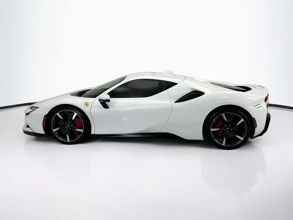 2023 Ferrari SF90 Stradale - Image 8 of 31