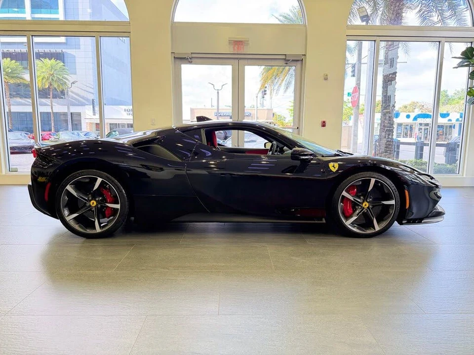 2023 Ferrari SF90 Stradale - Image 9 of 31