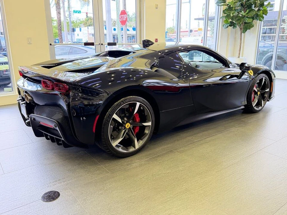 2023 Ferrari SF90 Stradale - Image 13 of 31