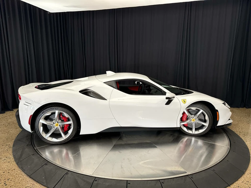 2023 Ferrari SF90 Stradale - Image 9 of 27