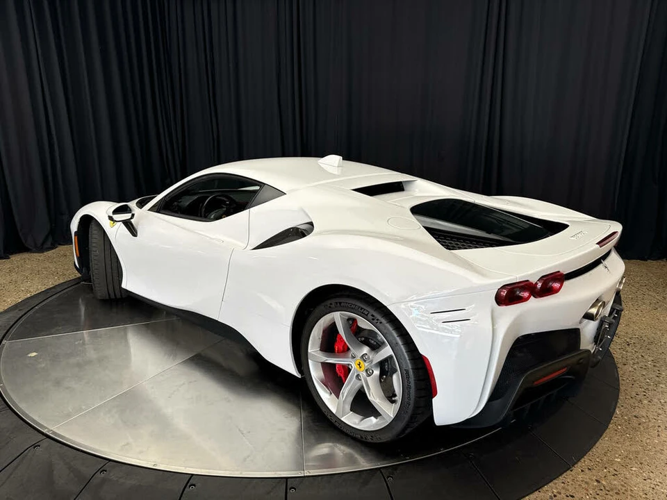 2023 Ferrari SF90 Stradale - Image 5 of 27