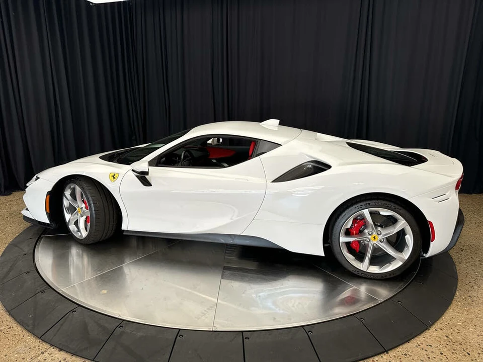 2023 Ferrari SF90 Stradale - Image 4 of 27