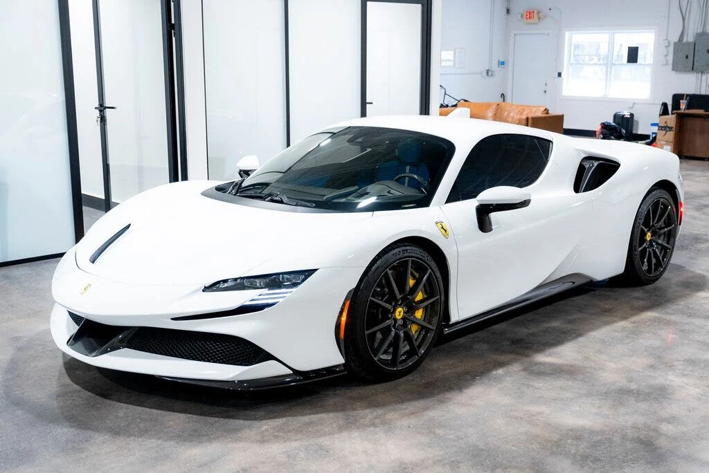 2023 Ferrari SF90 Stradale - Image 9 of 31