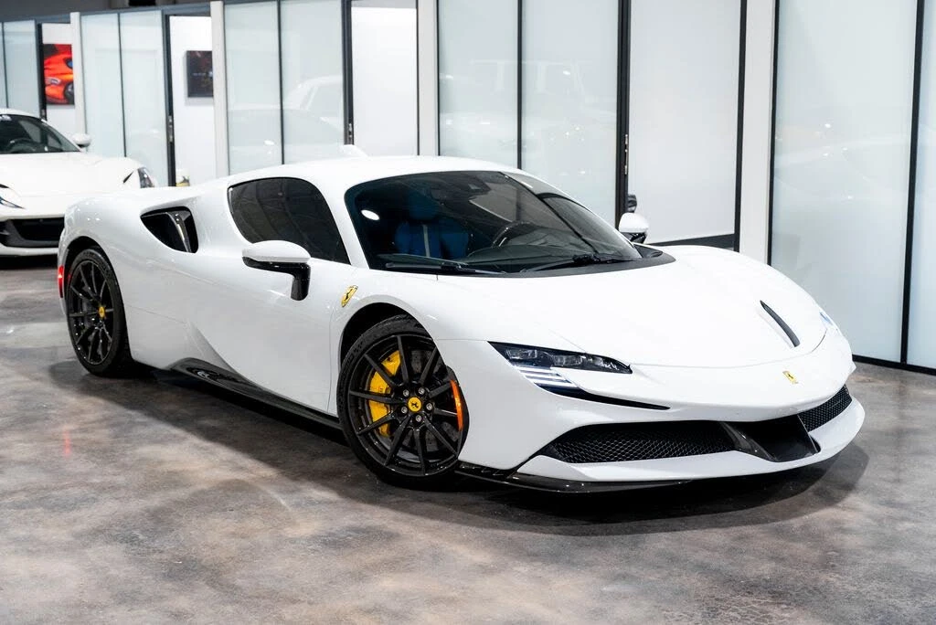 2023 Ferrari SF90 Stradale - Image 2 of 31