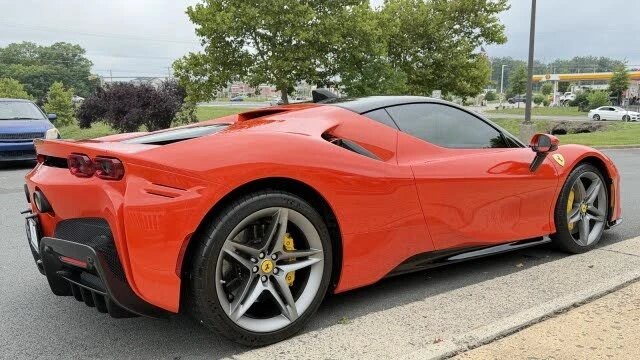 2023 Ferrari SF90 Stradale - Image 16 of 31