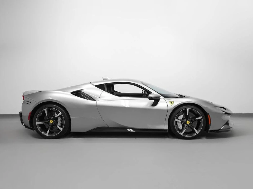 2023 Ferrari SF90 Stradale - Image 8 of 31