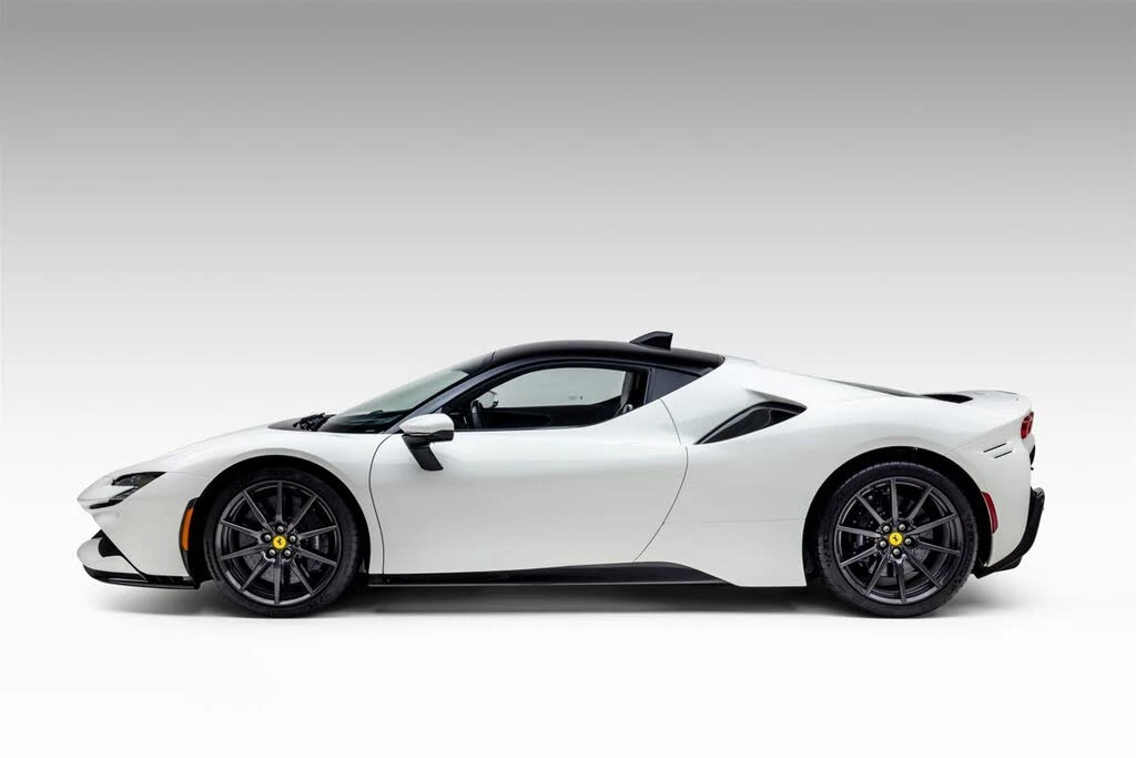 2023 Ferrari SF90 Stradale - Image 17 of 31