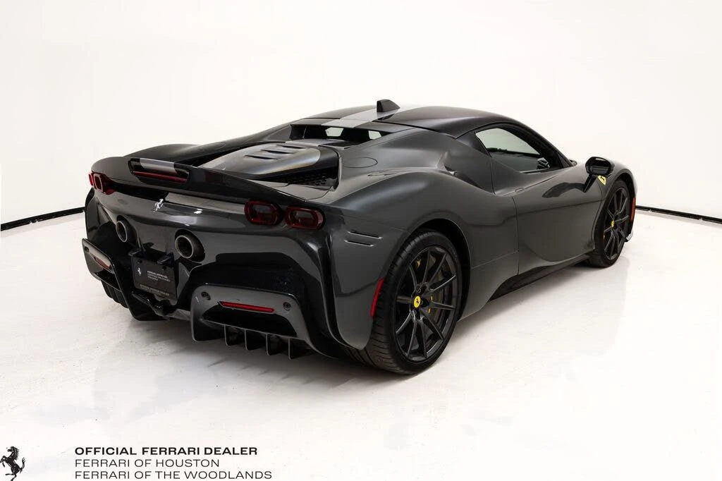 2023 Ferrari SF90 Stradale - Image 7 of 31