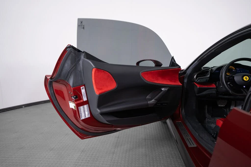 2023 Ferrari SF90 Stradale - Image 11 of 31