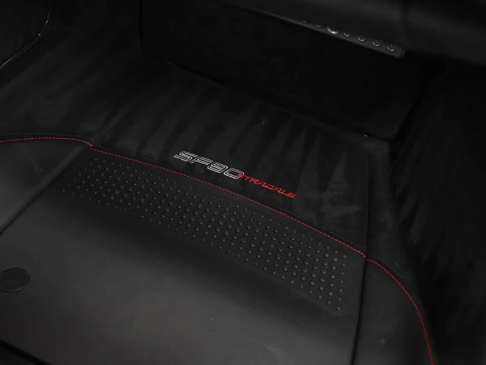 2023 Ferrari SF90 Stradale - Image 21 of 31
