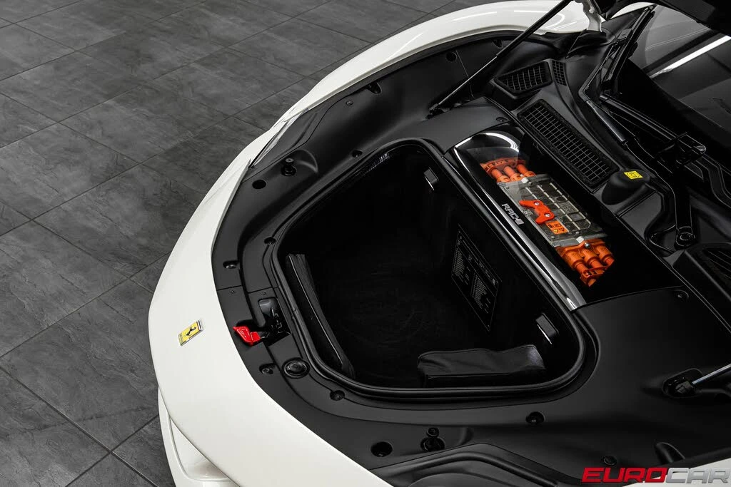 2023 Ferrari SF90 Stradale - Image 11 of 31