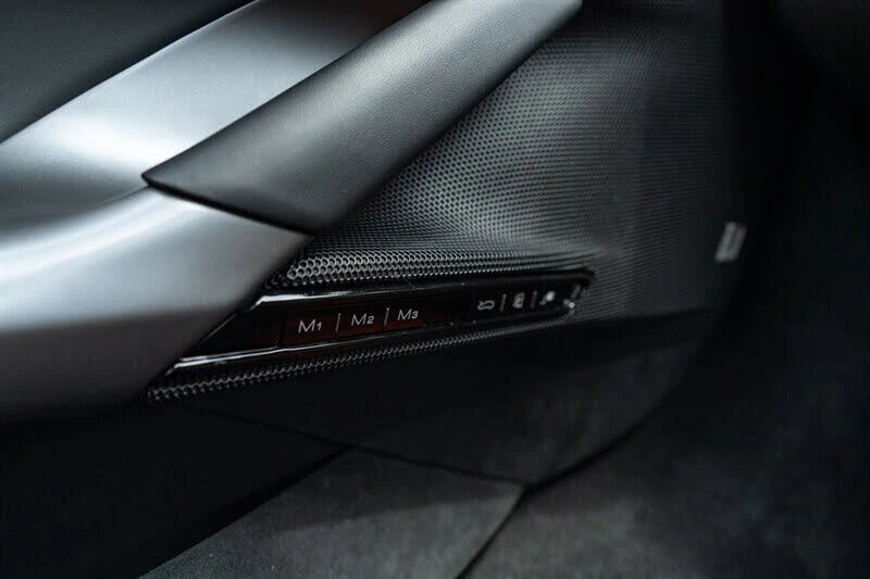2023 Ferrari SF90 Stradale - Image 9 of 31