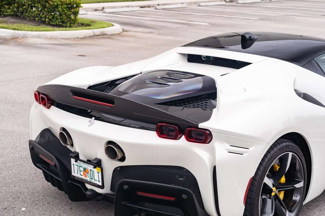 2023 Ferrari SF90 Stradale - Image 19 of 31