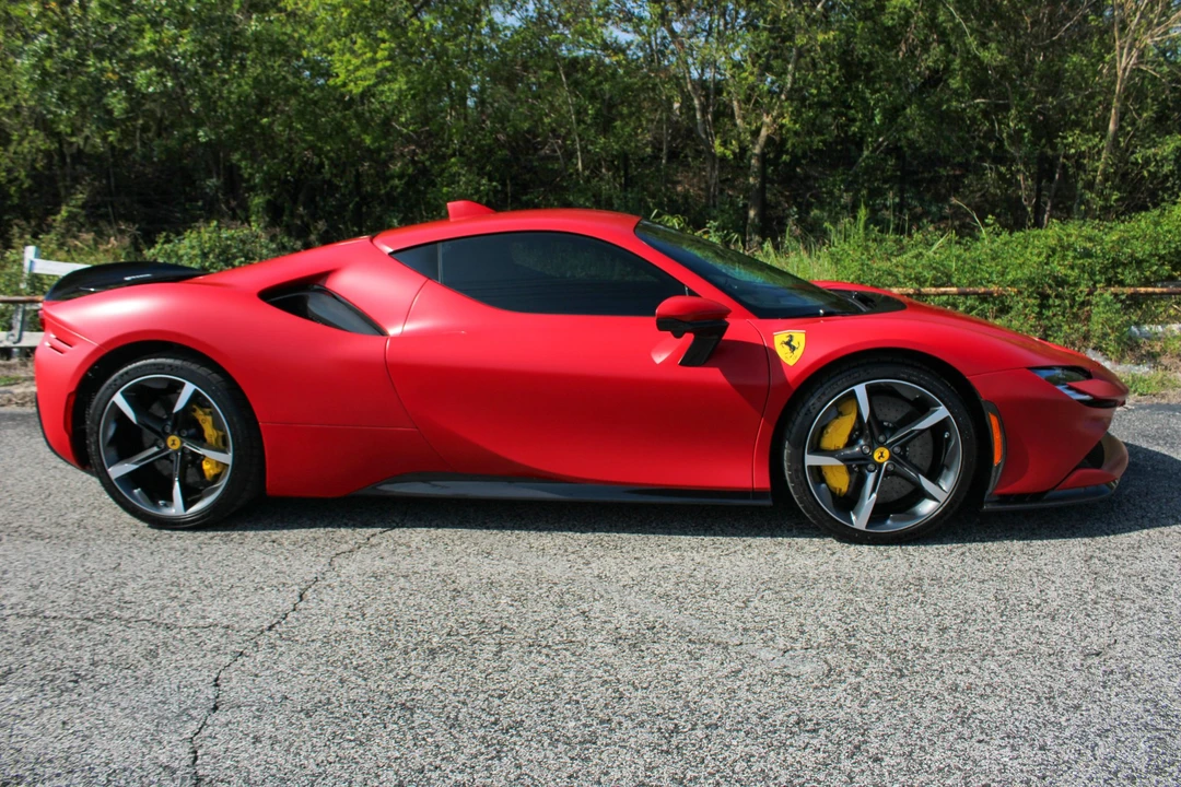 2023 Ferrari SF90 Stradale - Image 7 of 31