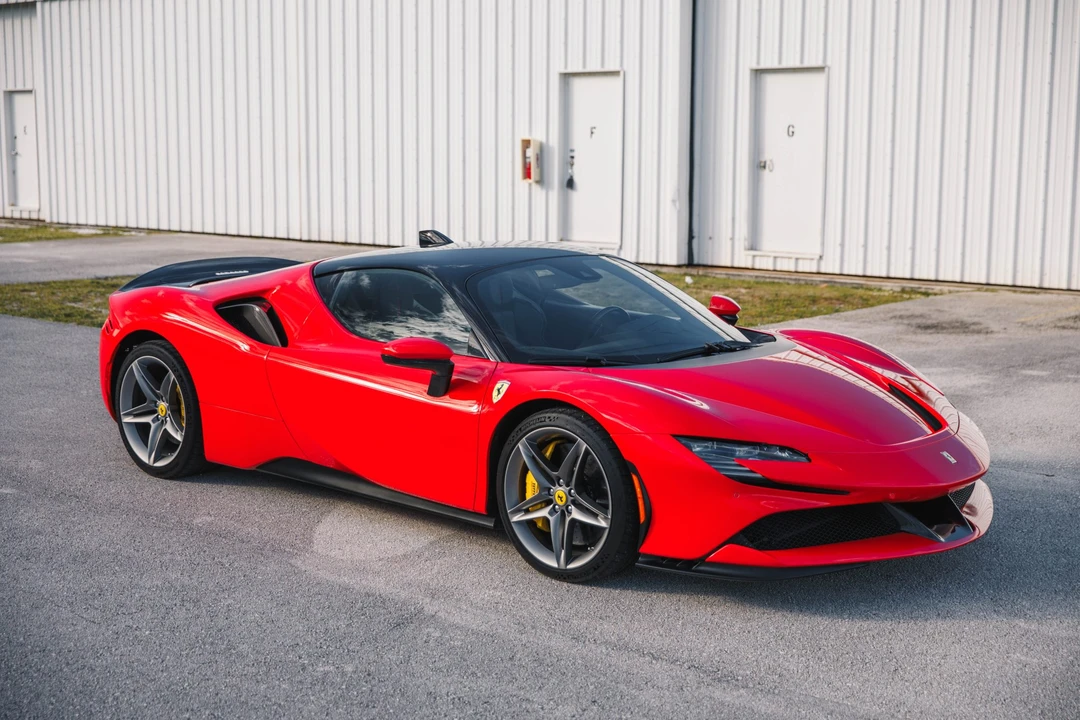 2023 Ferrari SF90 Stradale - Image 13 of 31