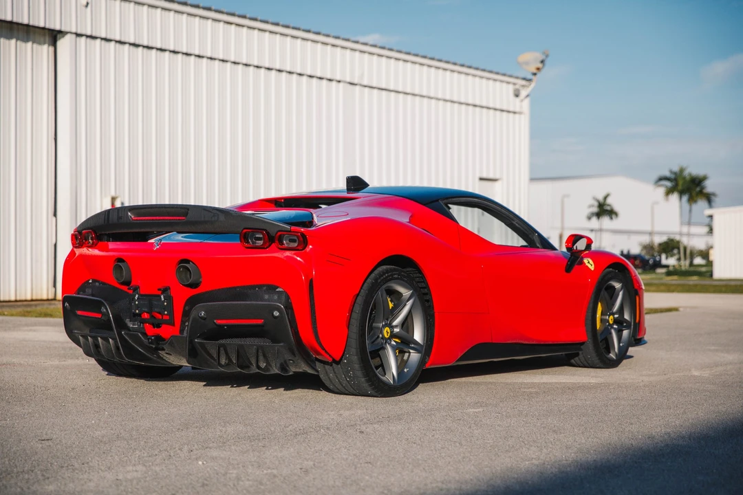 2023 Ferrari SF90 Stradale - Image 9 of 31