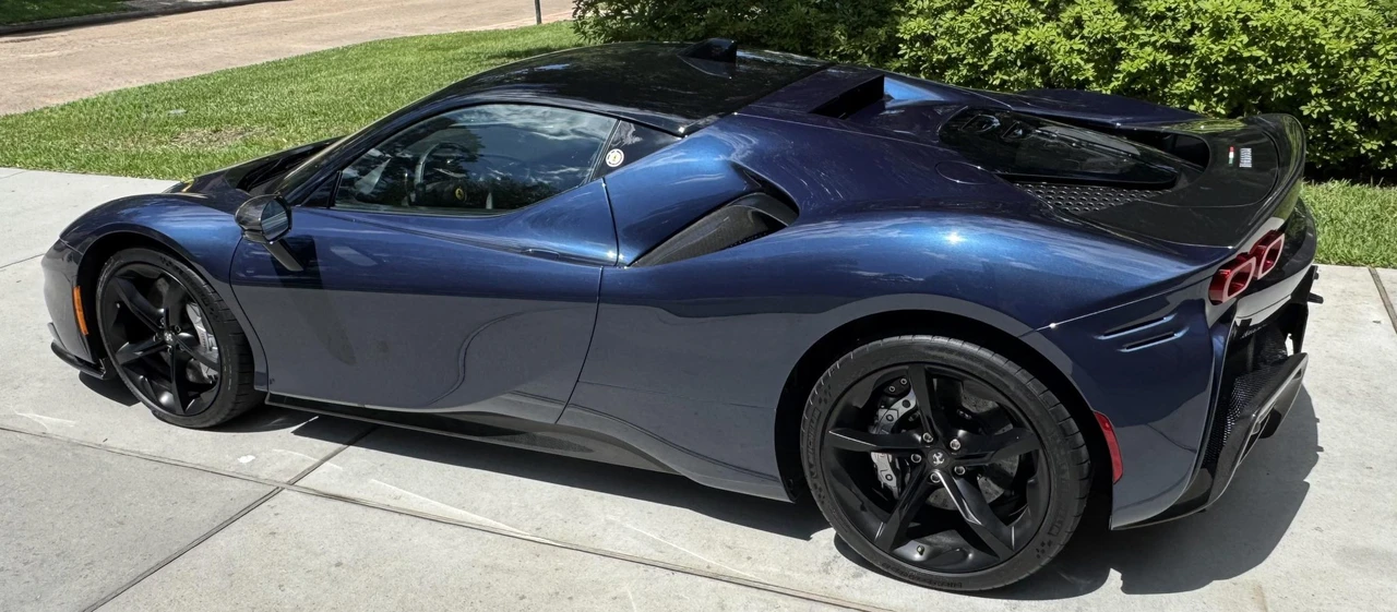 2023 Ferrari SF90 Stradale - Image 8 of 31