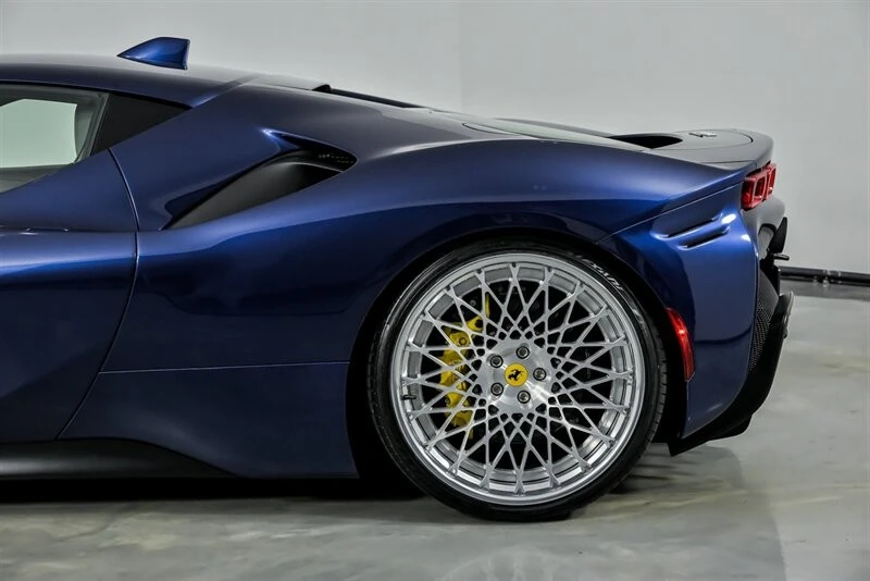 2023 Ferrari SF90 Stradale - Image 8 of 31