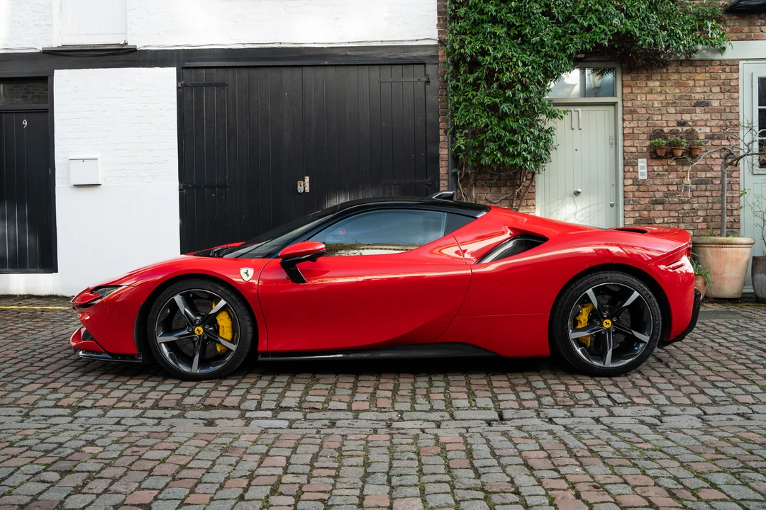 2023 Ferrari SF90 Stradale - Image 8 of 31