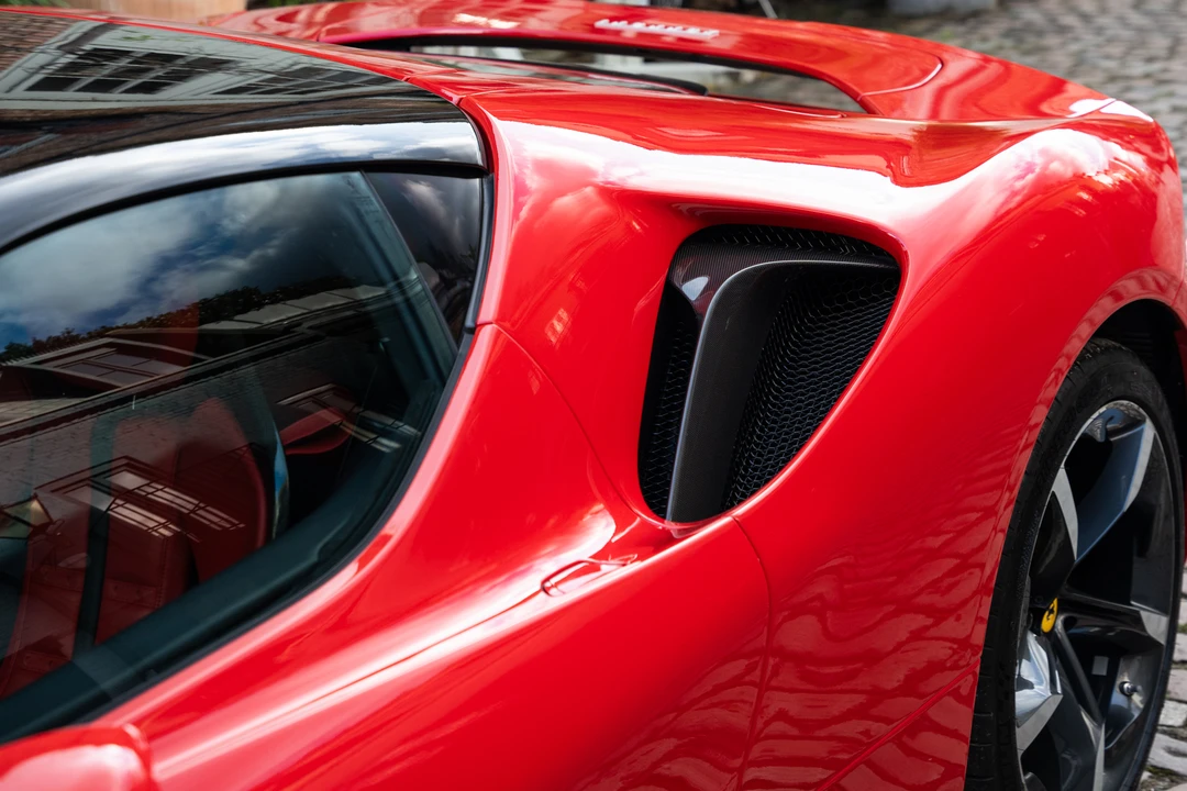 2023 Ferrari SF90 Stradale - Image 29 of 31