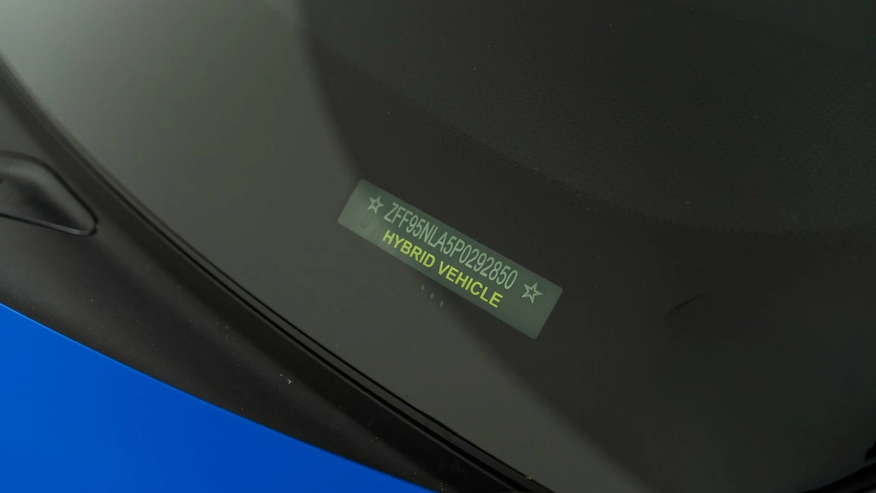 2023 Ferrari SF90 Stradale - Image 12 of 31