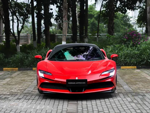 2023 Ferrari SF90 Stradale