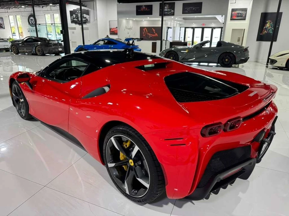 2023 Ferrari SF90 Stradale - Image 5 of 12