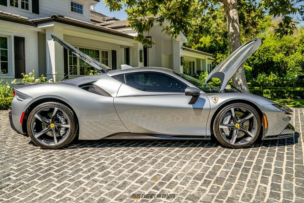2023 Ferrari SF90 Stradale - Image 17 of 21
