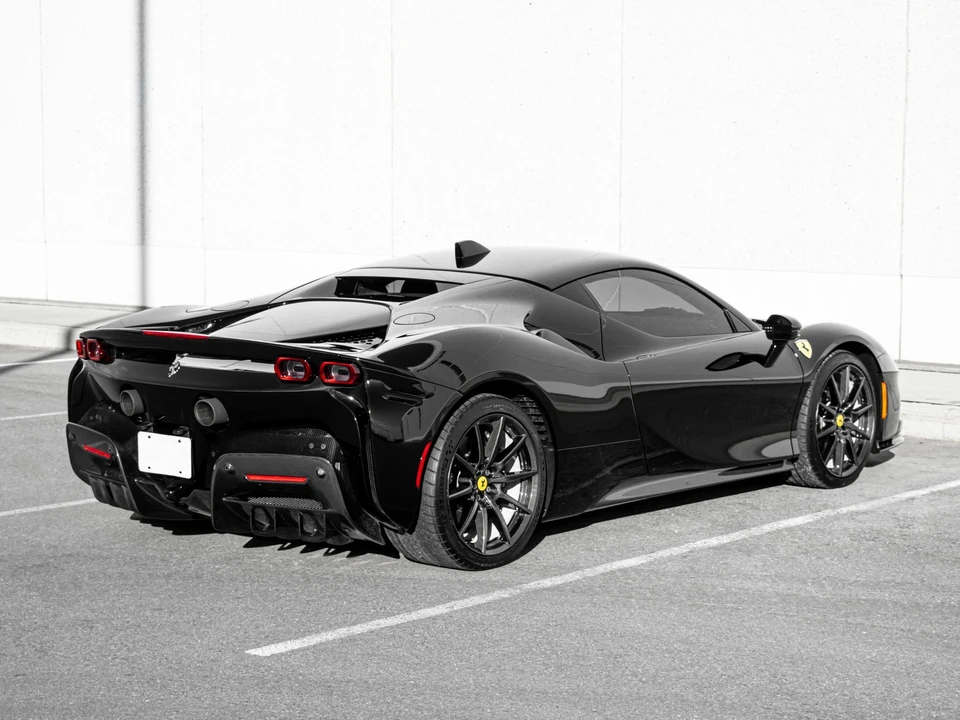 2023 Ferrari SF90 Stradale - Image 7 of 31