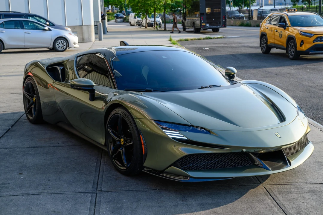 2023 Ferrari SF90 Stradale - Image 8 of 31