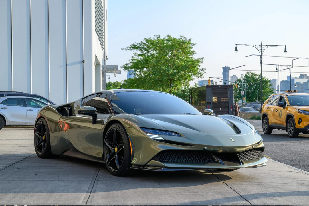 2023 Ferrari SF90 Stradale - Image 9 of 31
