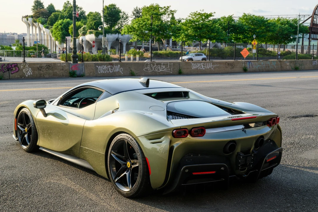2023 Ferrari SF90 Stradale - Image 18 of 31