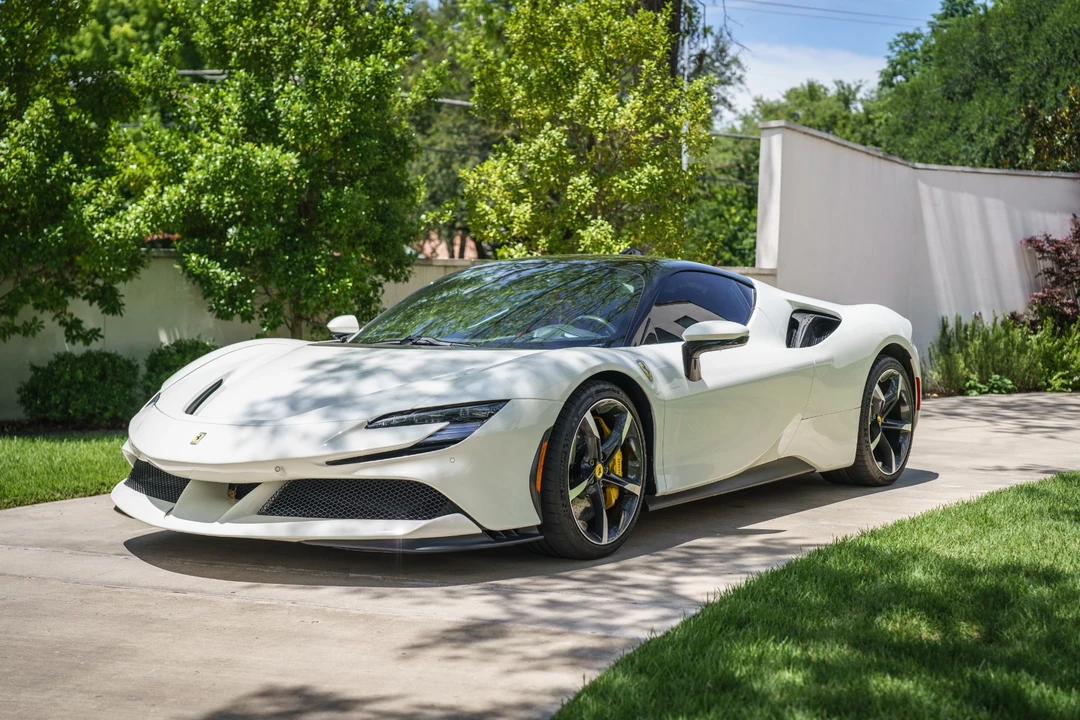 2023 Ferrari SF90 Stradale - Image 5 of 31