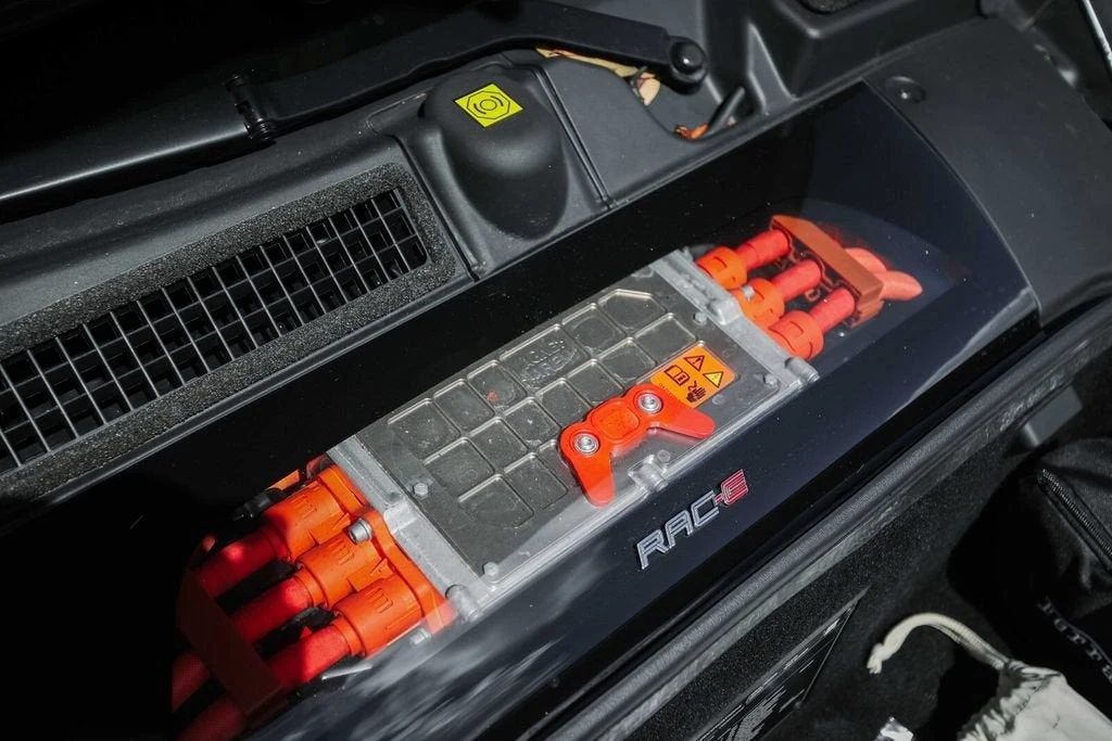 2023 Ferrari SF90 Stradale - Image 21 of 31