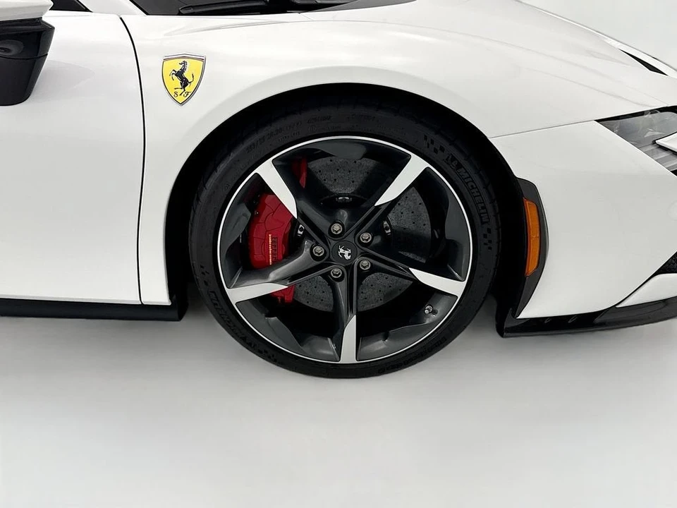 2023 Ferrari SF90 Stradale - Image 28 of 31