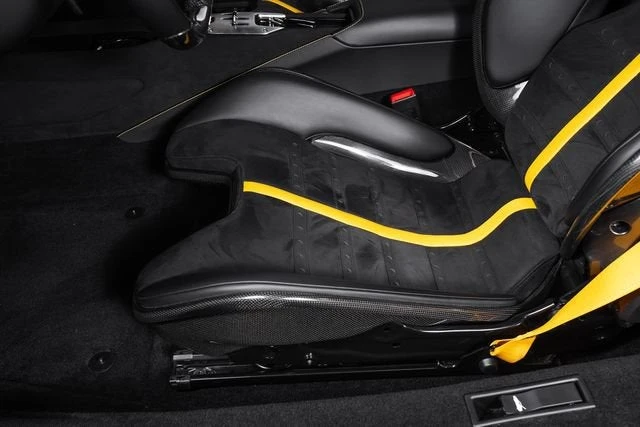 2023 Ferrari SF90 Stradale - Image 25 of 31