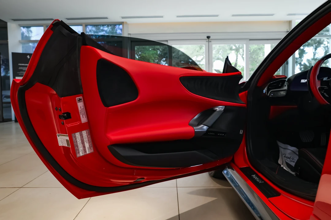 2023 Ferrari SF90 Stradale - Image 21 of 31