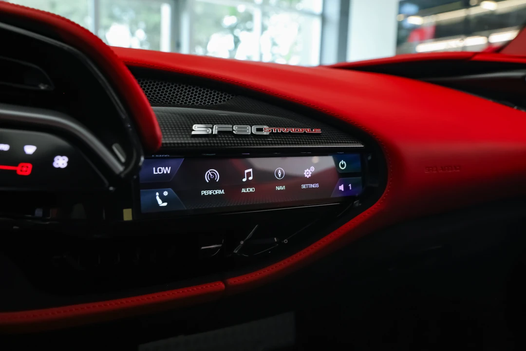 2023 Ferrari SF90 Stradale - Image 29 of 31