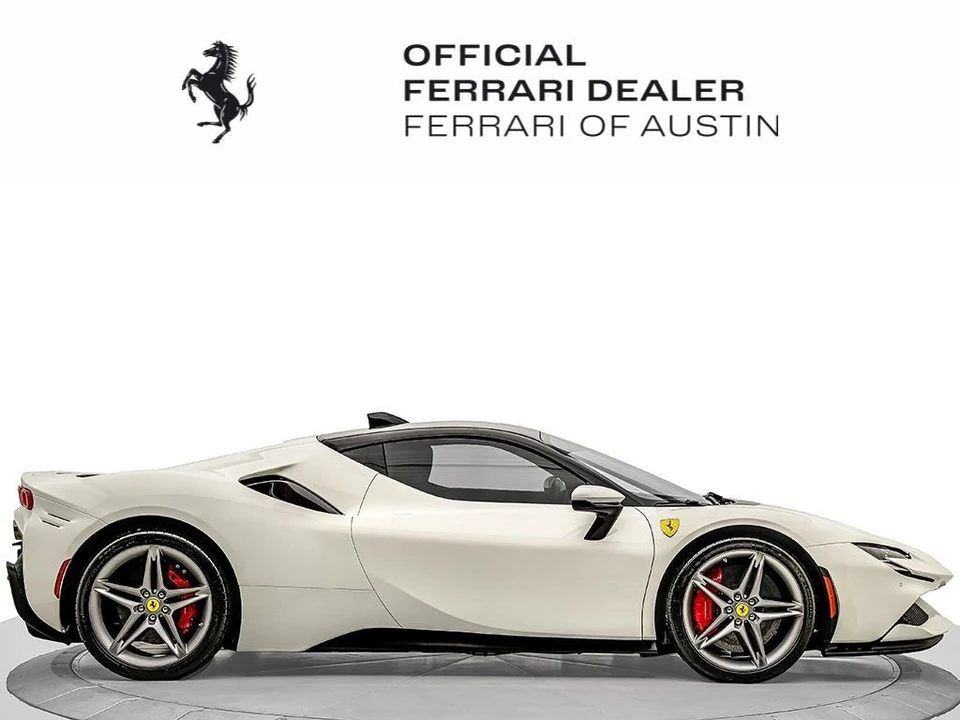 2023 Ferrari SF90 Stradale - Image 8 of 31