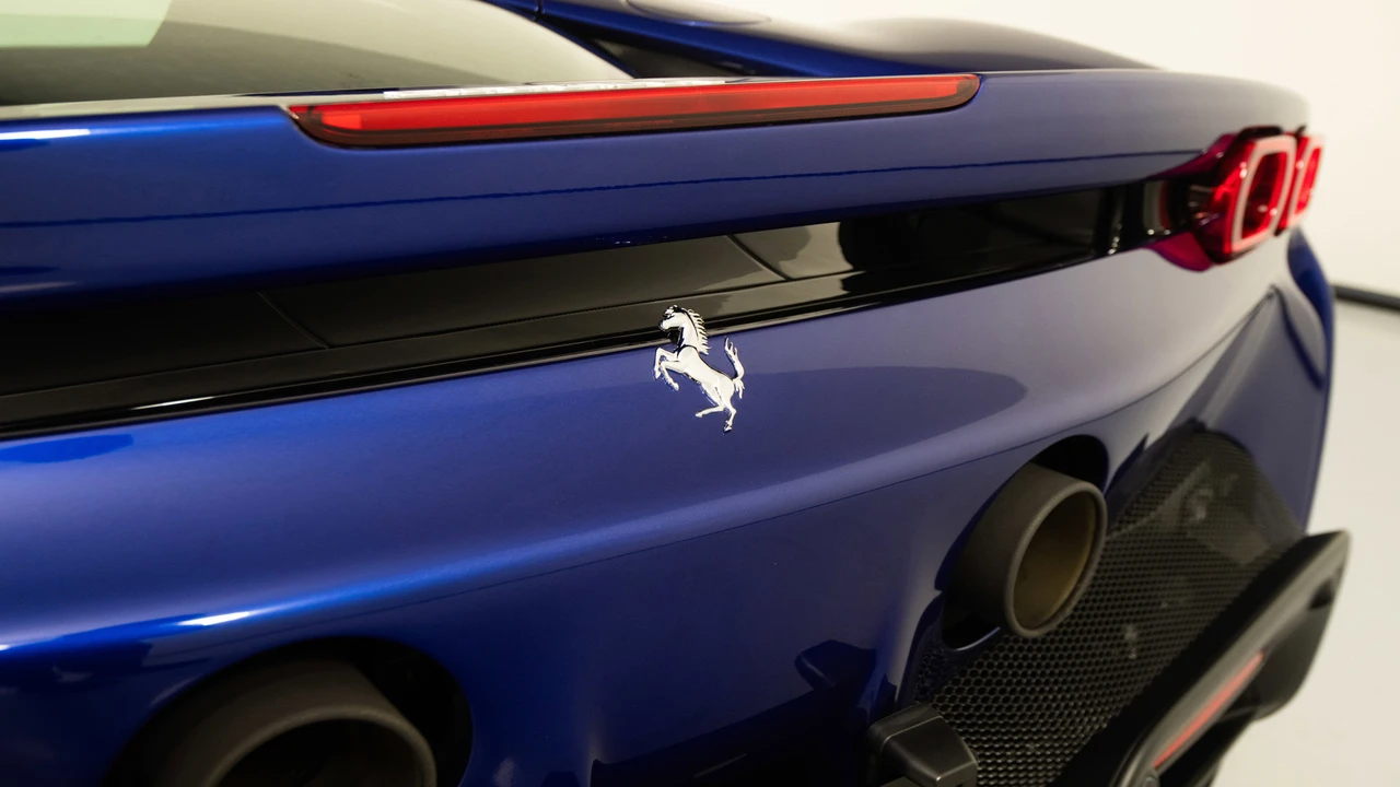 2023 Ferrari SF90 Stradale - Image 12 of 31