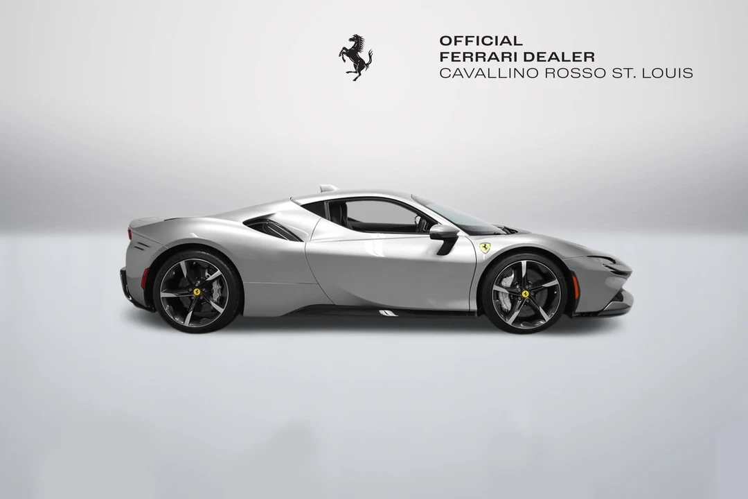 2023 Ferrari SF90 Stradale - Image 8 of 31