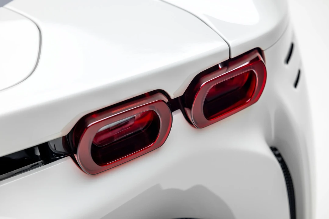 2023 Ferrari SF90 Stradale - Image 22 of 31
