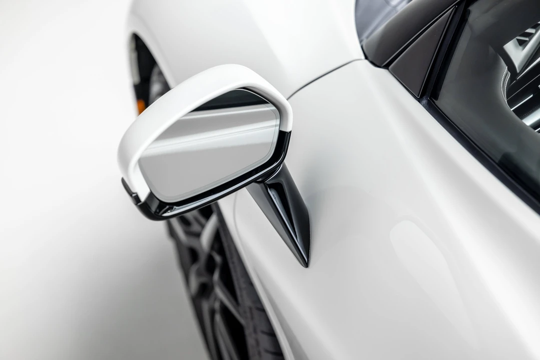 2023 Ferrari SF90 Stradale - Image 26 of 31